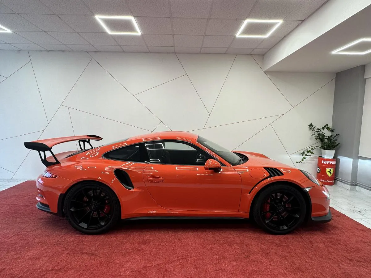 2016 Porsche 911 GT3RS - sportscars.cz